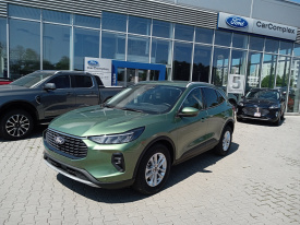 NOVÁ FORD Kuga Titanium 1. 5 EB benzín 186k A8 - FWD (137kW) K odberu ihneď