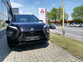 Mitsubishi Eclipse Cross PHEV 2.4 MIVEC + 2 elektromotory BLACK EDITION