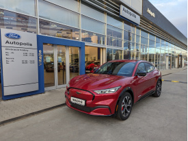 Ford Mustang Mach Premium EV MAX (91 kWh) 294k (216kW) RWD - ihneď k odberu, výpredaj skladu
