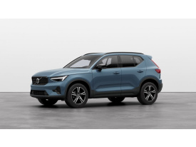 Volvo XC40 B4 PLUS Dark AT7 FWD