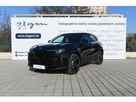 Alfa Romeo Junior 1.2T Hybrid 136k 6AT SPECIALE