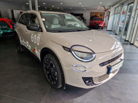 Fiat 600e 54kWh 156k La Prima