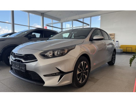 Kia Ceed 1,5 T-GDi M6, Silver+Silver pack