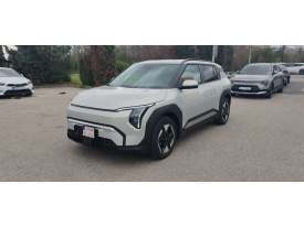 Kia EV3 AIR 58,3 kWh 204k + heat pump
