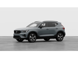 Volvo XC40 B3 AT7 PLUS DARK