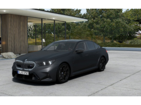 BMW M5 Sedan