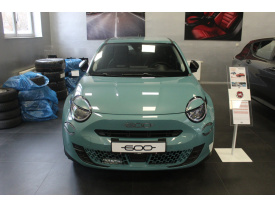 Fiat 600 1,2 DOLCE COMFORT 1,2 110k AT e-Hybrid