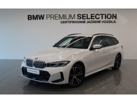 BMW 330e xDrive Touring