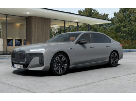 BMW M760e xDrive Sedan
