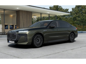 BMW M760e xDrive Sedan Individual