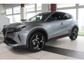 Alfa Romeo Junior 1,2 Speciale Hybrid 136k 6AT