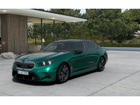 BMW M5 Sedan