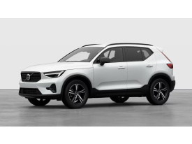 Volvo XC40 B3 PLUS Dark AT7 FWD