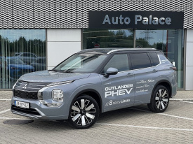 Mitsubishi Nový Outlander PHEV 2.4 DOHC MIVEC + 2x elektromotor 225 kW / 306 k S fixným prevodom 4WD S-AWC INSTYLE