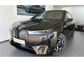 BMW iX xDrive40