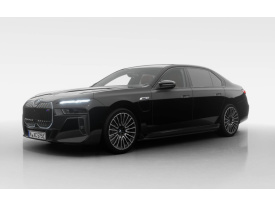 BMW M760e xDrive Sedan