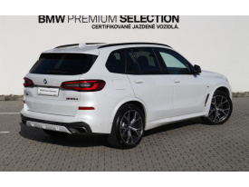 BMW X5 M50d