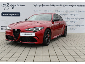 Alfa Romeo Giulia 2.9 V6 Bi-Turbo QV AT