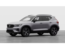 Volvo XC40 B3 PLUS Dark AT7 FWD