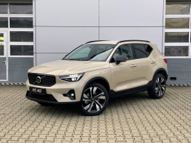 Volvo XC40 2.0 B3 mHEV Plus A/T