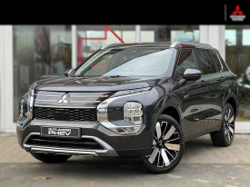 Mitsubishi Nový Outlander PHEV 2.4 MIVEC + 2 elektromotory INSTYLE+