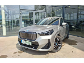 BMW iX1 xDrive30