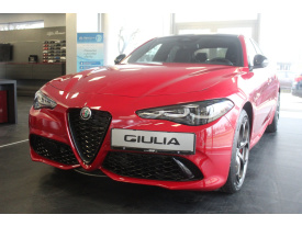 Alfa Romeo Giulia 2,2 Tributo Italiano 210k Q4