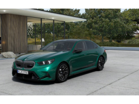 BMW M5 Sedan