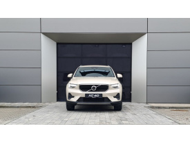 Volvo XC40 B3 Core AT7 FWD