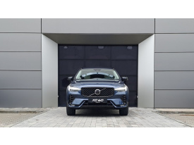 Volvo XC60 B5 (P) Plus Dark AT8 AWD