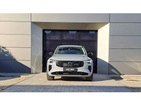 Volvo XC90 T8 (P) Plus Dark AT8 eAWD 7 miest