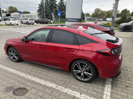 Honda Civic 5D 2,0 e:HEV Advance CVT 26