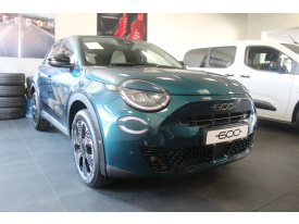 Fiat 600 1,2 La Prima Hybrid 145k 6AT