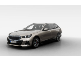 BMW 540d xDrive Touring / Dostupnosť vozidla: December 2026