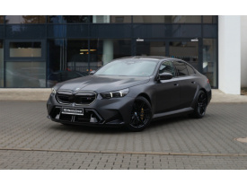 BMW M5 Sedan