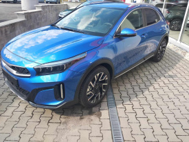 KIA XCEED 1,5 T-GDi 7DCT GOLD 118kW/160k
