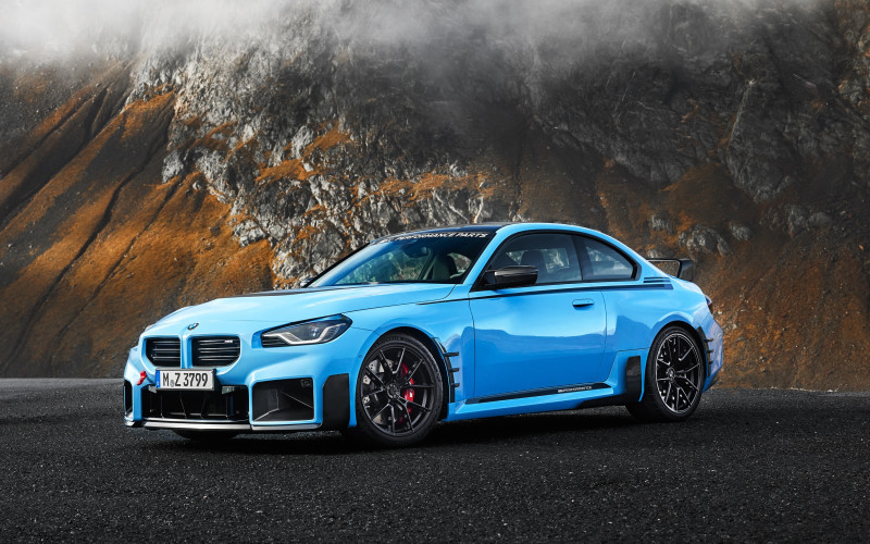 BMW približuje motoršport k sériovým autám, pre ostré M-ká ponúkne špeciálne disky s centrálnou maticou